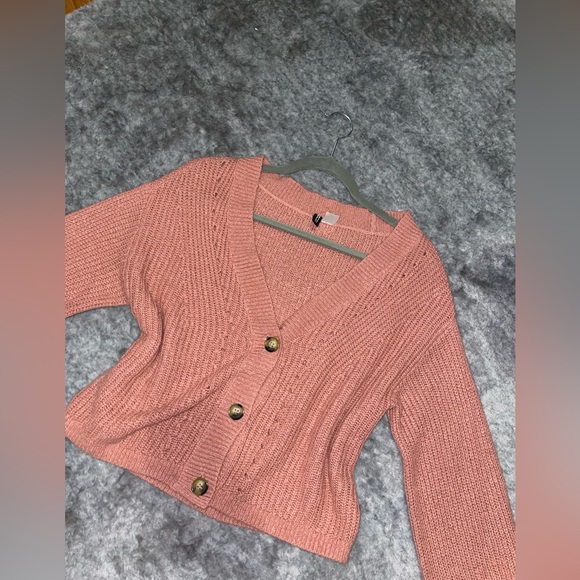 H&M sweater - Picture 3 of 7